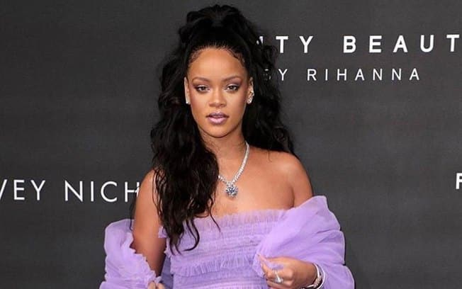 A marca de Rihanna, Fenty Beauty, será vendida no Brasil. (Foto: Reprodução)
