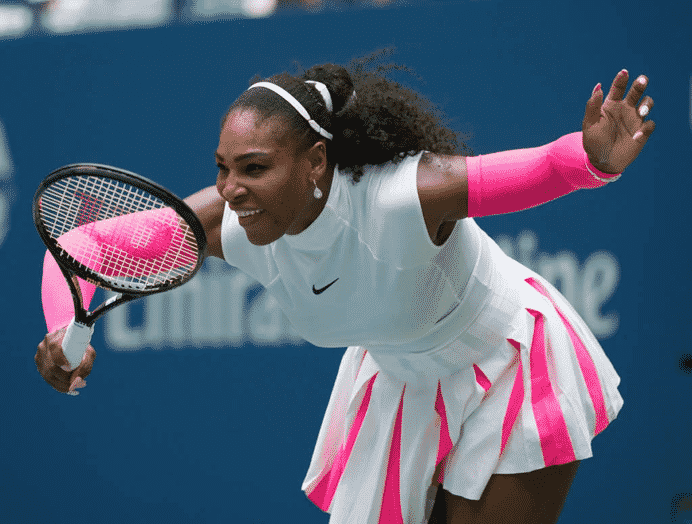 Serena Williams em quadra