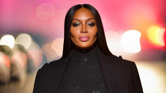 Naomi Campbell se torna mãe aos 50 anos. (Foto: Reprodução)